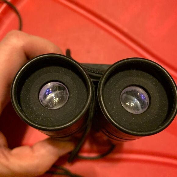 Vintage Minolta Pocket 8x22 8.2° Wide Angle Multi-Coated Binoculars - Picture 6 of 9